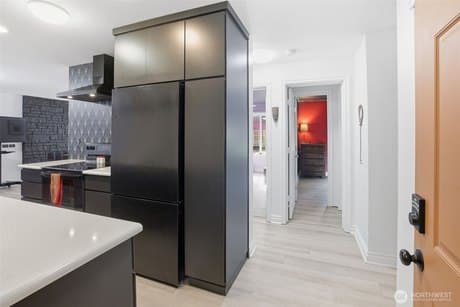 4525 S Henderson St Apt 102