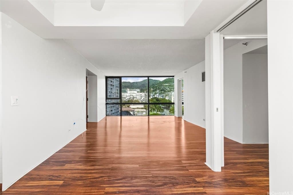 1114 Punahou St Apt 14A, Honolulu