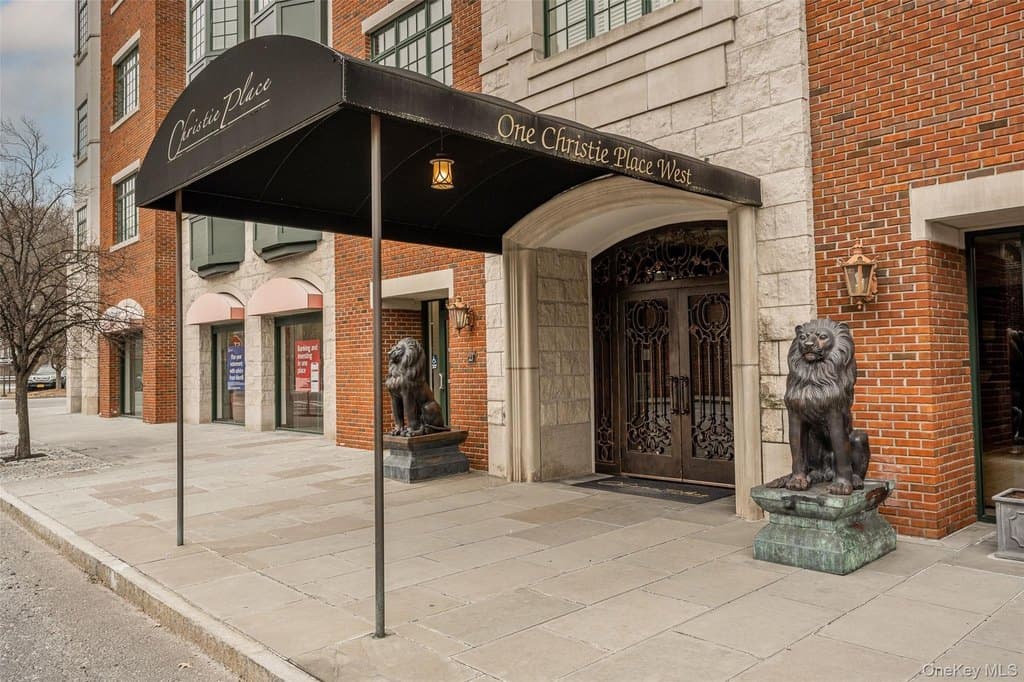 1 Christie Pl Unit 406W, Scarsdale