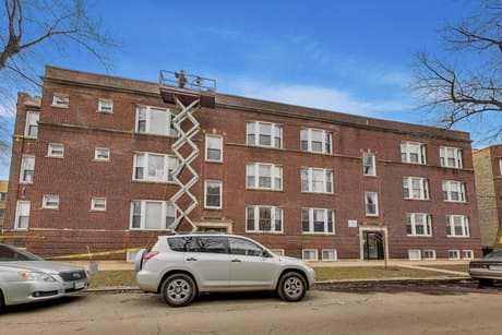 3105 W Argyle St Apt 3