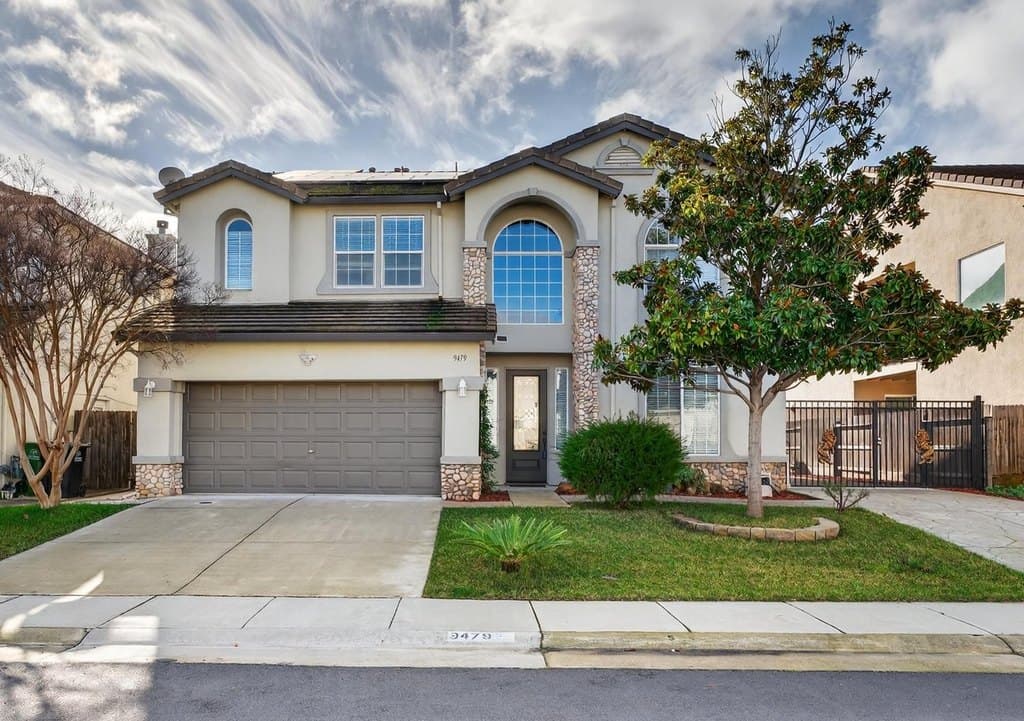 9479 Winding River Way, Elk Grove
