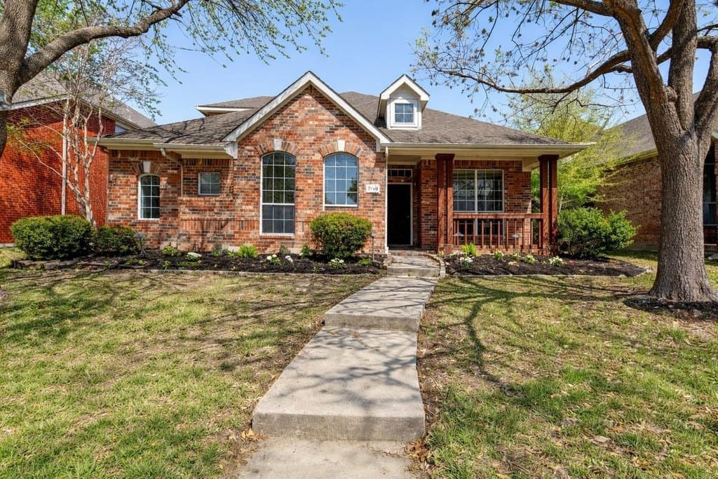 2940 LA Vista Ln, Frisco