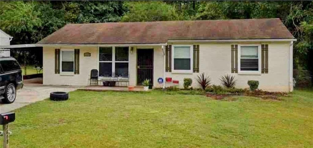 2608 Santa Barbara Dr NW