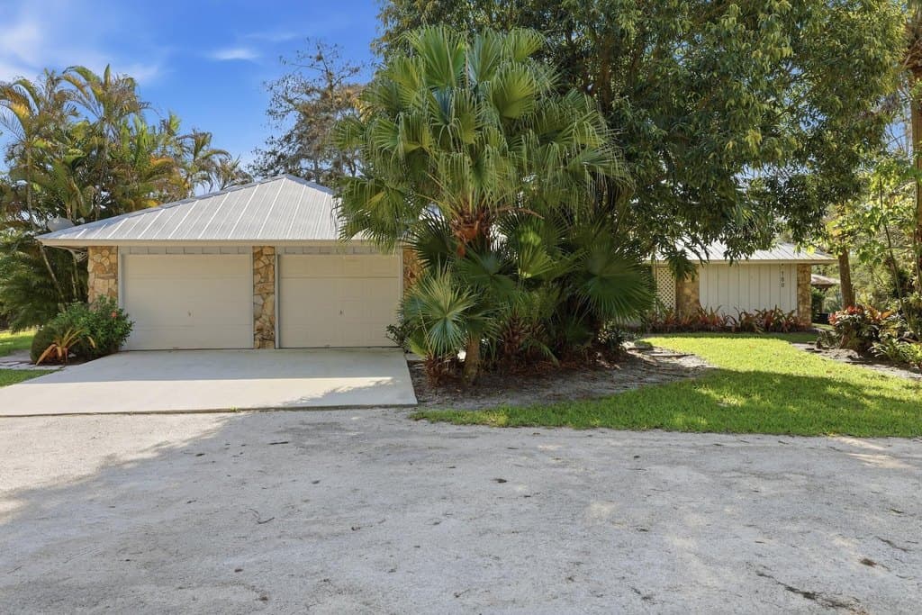 180 Elaine Rd, West Palm Beach