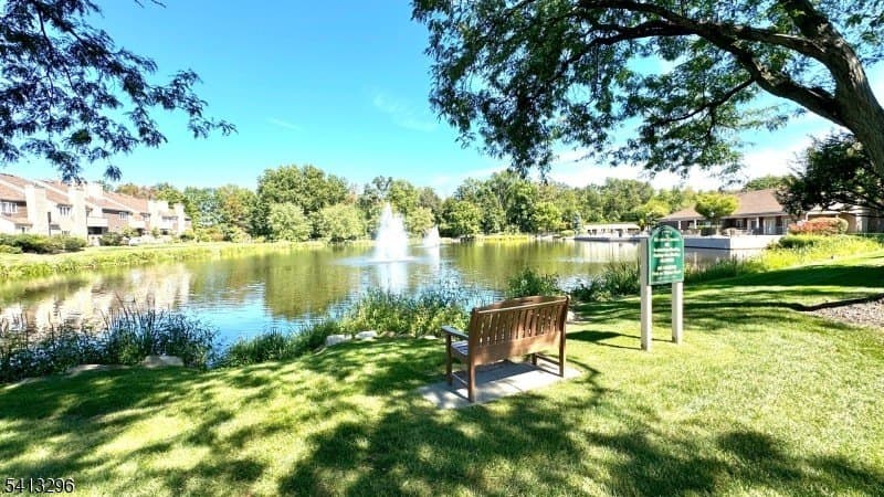 52 Cambridge Ct, Madison