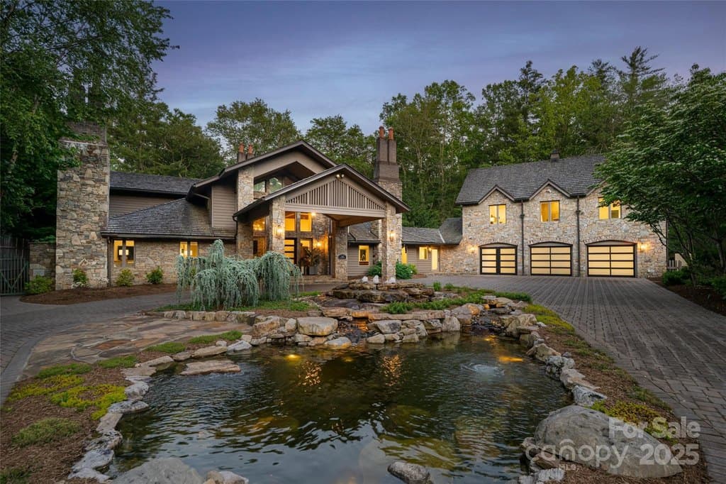 268 Holly Arbor Ln, Asheville