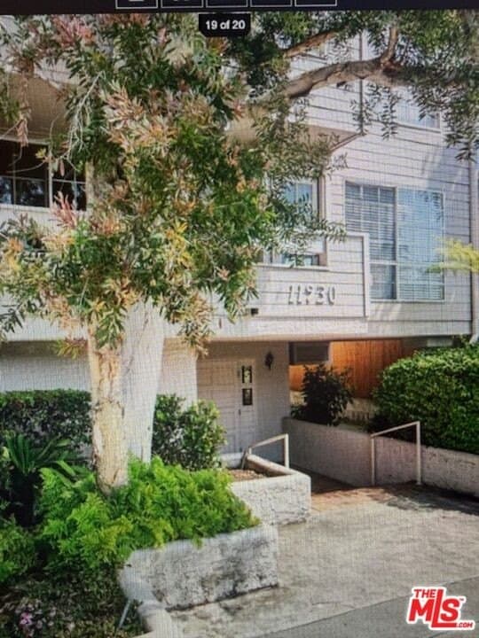 11930 Avon Way Apt 207, Los Angeles
