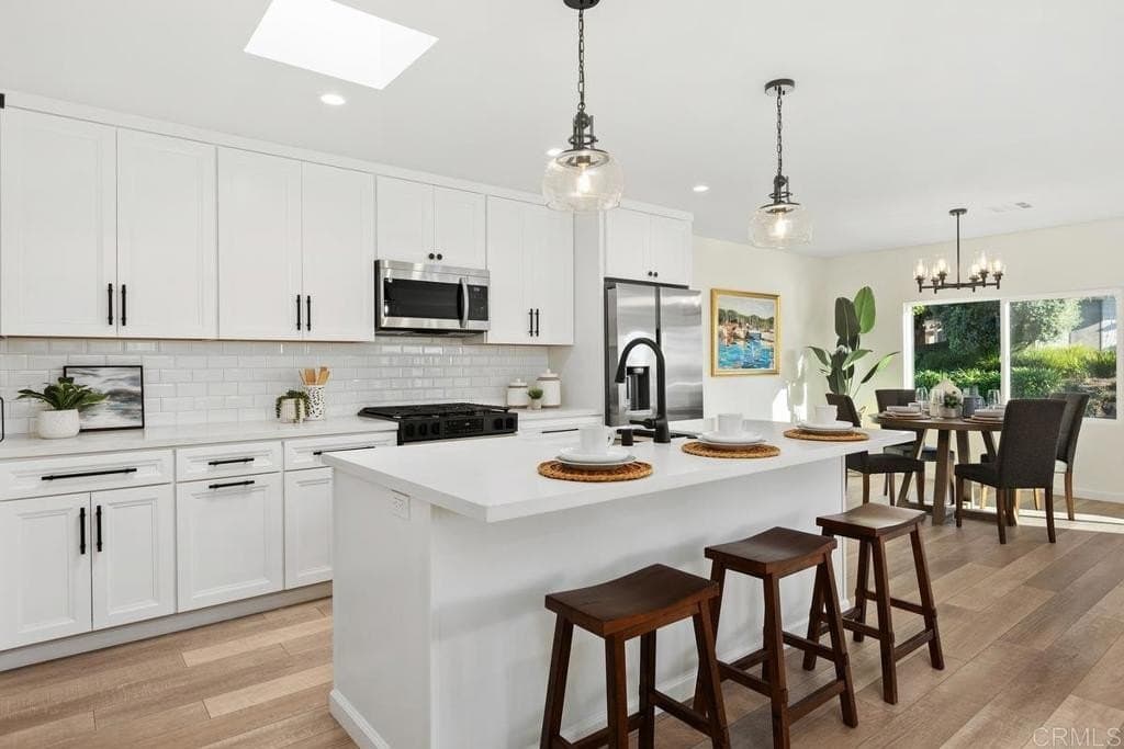 7144 Santa Rosa St, Carlsbad