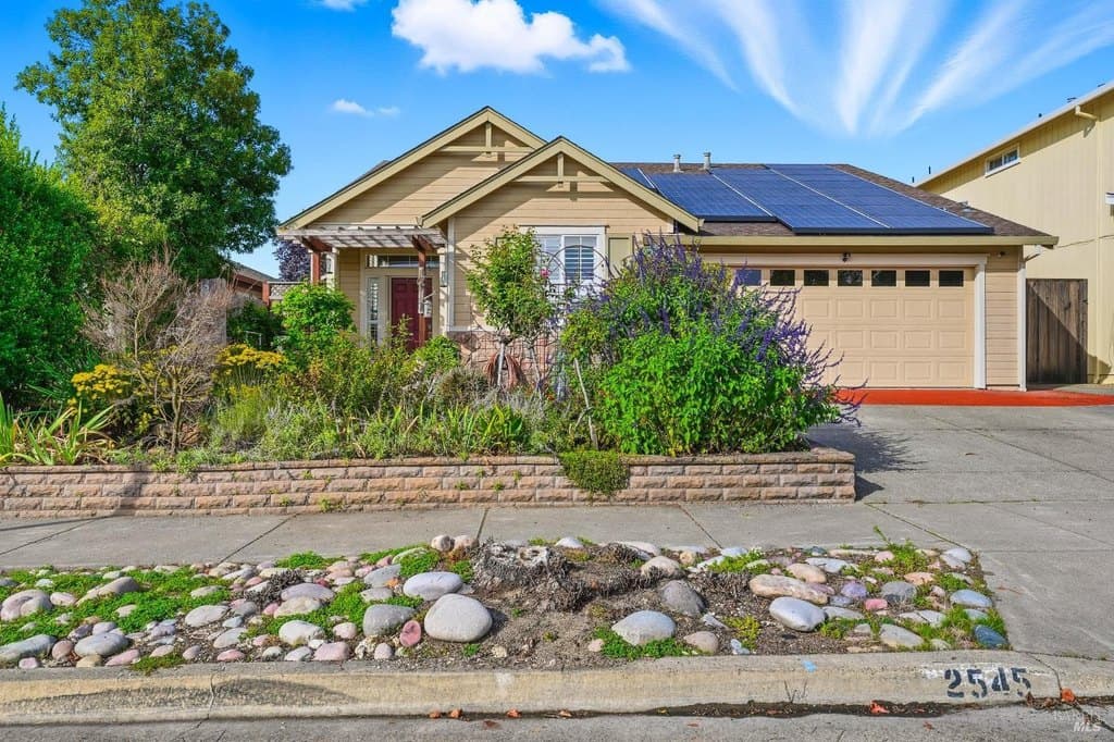 2545 Thistle Creek St, Santa Rosa