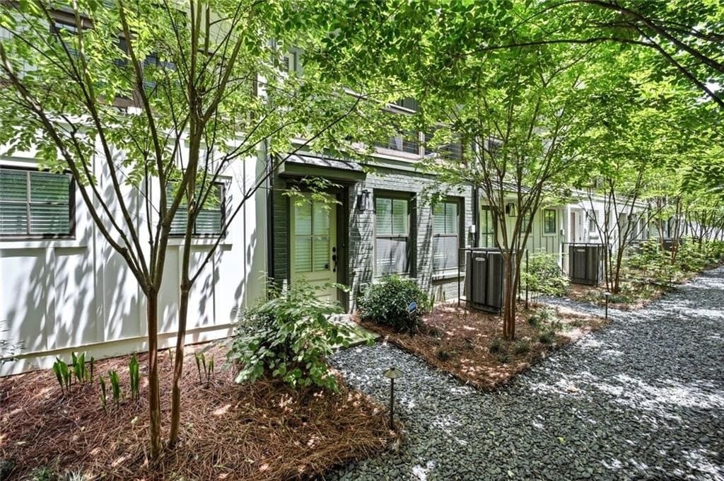 317 Dilbeck Pl NE, Atlanta