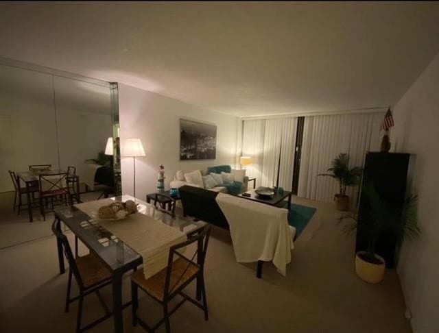 3301 N Country Club Dr Apt 506, Miami