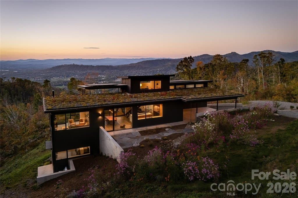 122 Elk Wallow Trl, Asheville