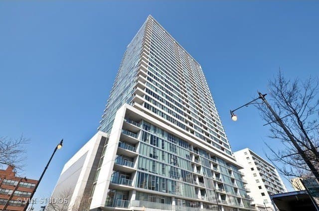 1720 S Michigan Ave Apt 208
