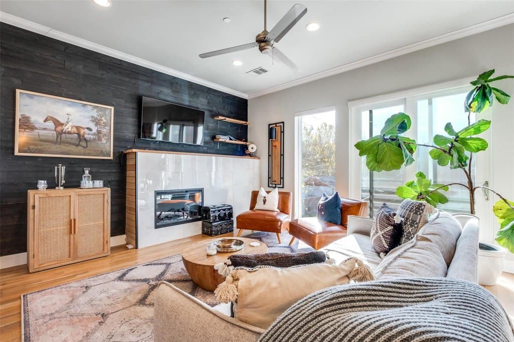 1262 N Prairie Ave, Dallas