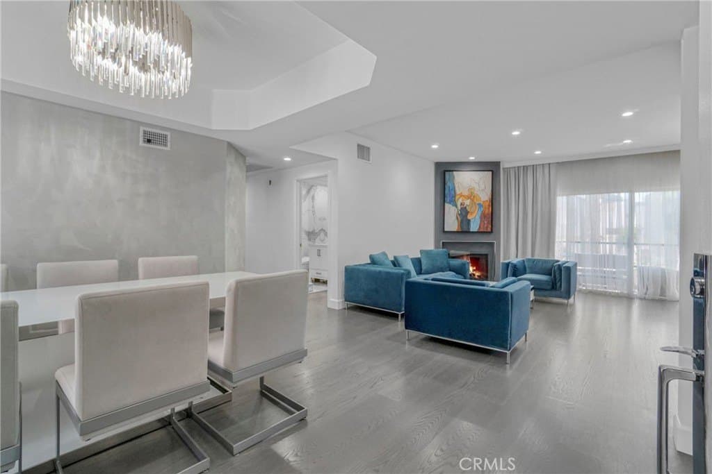 14347 Albers St Apt 207, Sherman Oaks