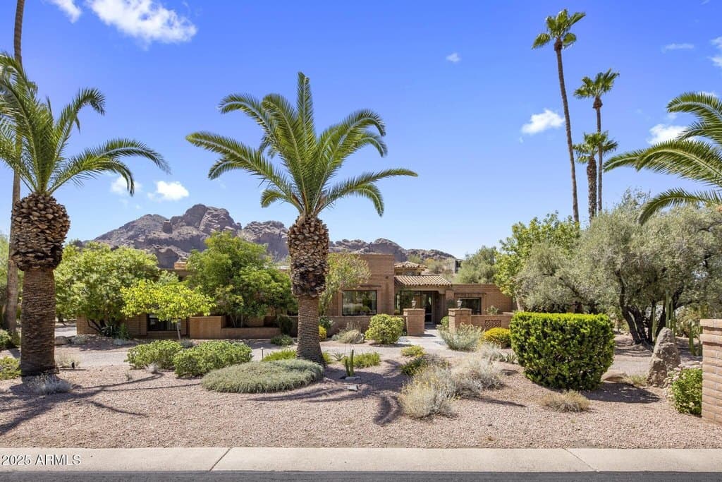 4737 E Valley Vista Ln, Paradise Valley