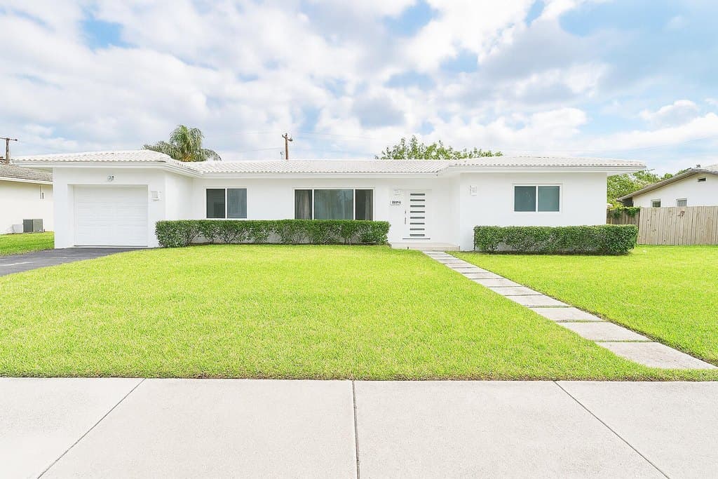 20515 Highland Lakes Blvd