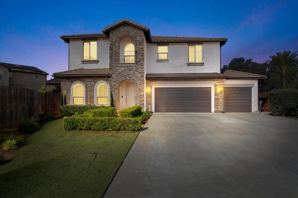 1805 E Bella Rosa Ave, Fresno