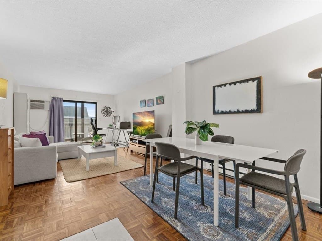 2353 Massachusetts Ave Apt 44, Cambridge