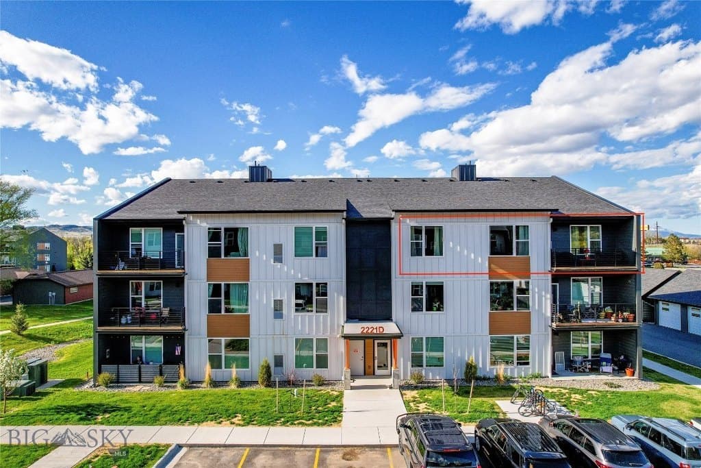 2221D Willow Dr Unit 128, Livingston