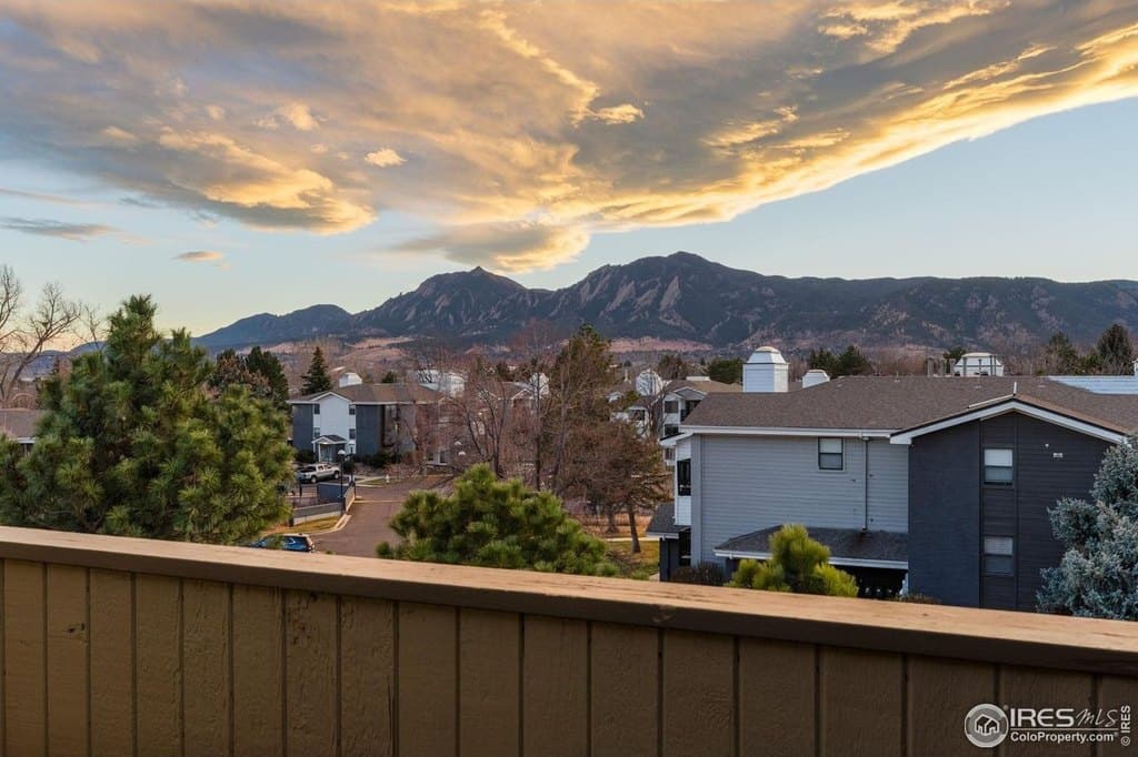 2938 Kalmia Ave Apt 11, Boulder