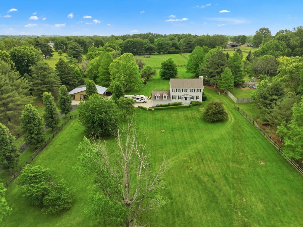 3140 McCowans Ferry Rd, Versailles