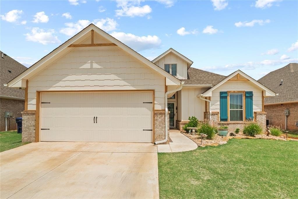 18712 Austin Pl, Edmond