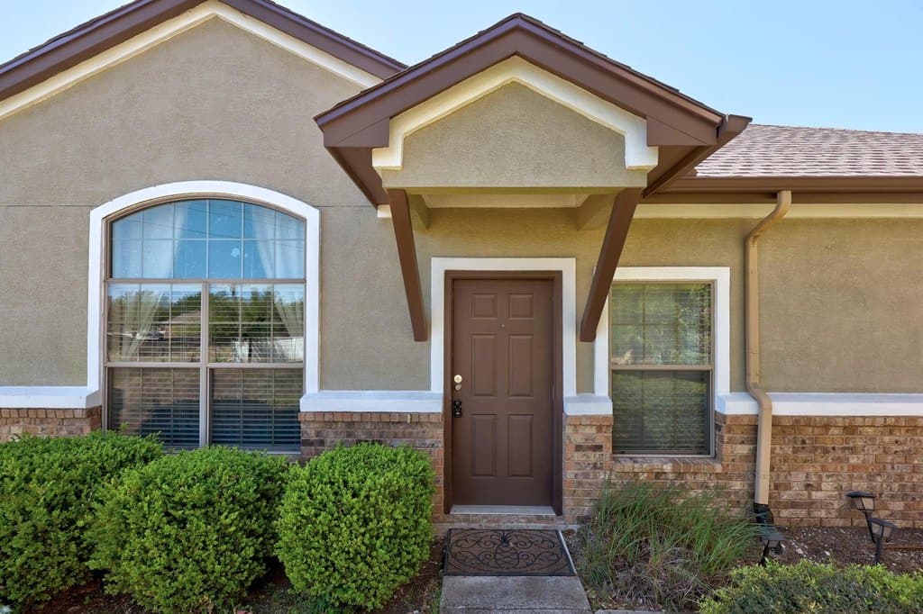 1900 Little Elm Trl Apt 99, Cedar Park