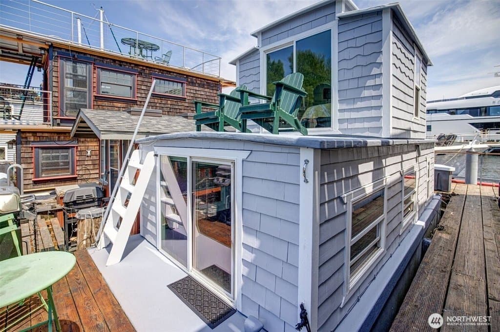 2143 N Northlake Way, Seattle