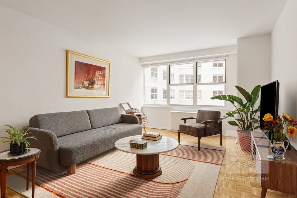 155 W 68th St Apt 1202, New York
