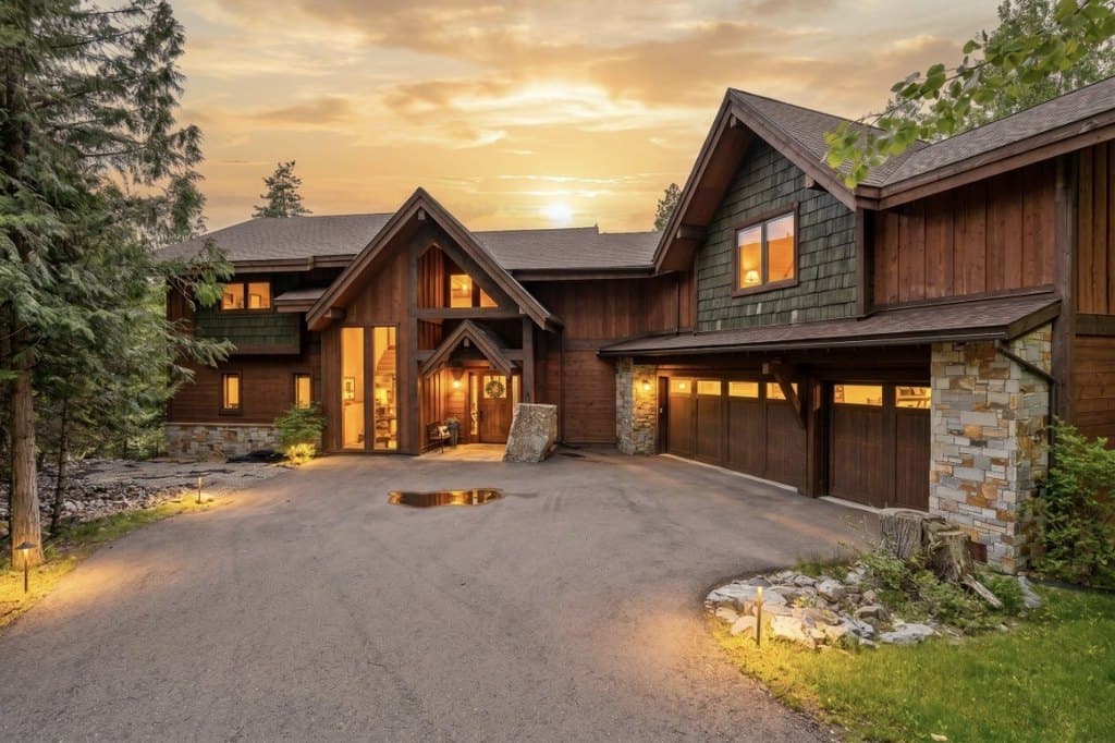 258 N Shooting Star Cir, Whitefish