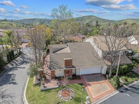 1719 Walker Cup Cir