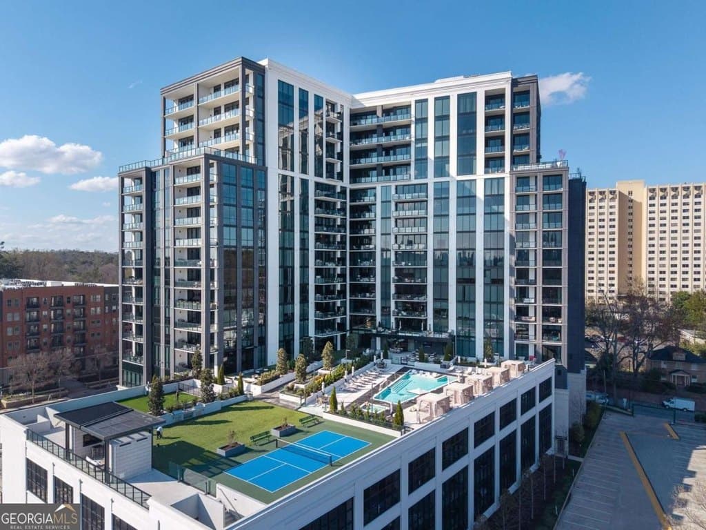 2425 Peachtree Rd NE Unit 1704