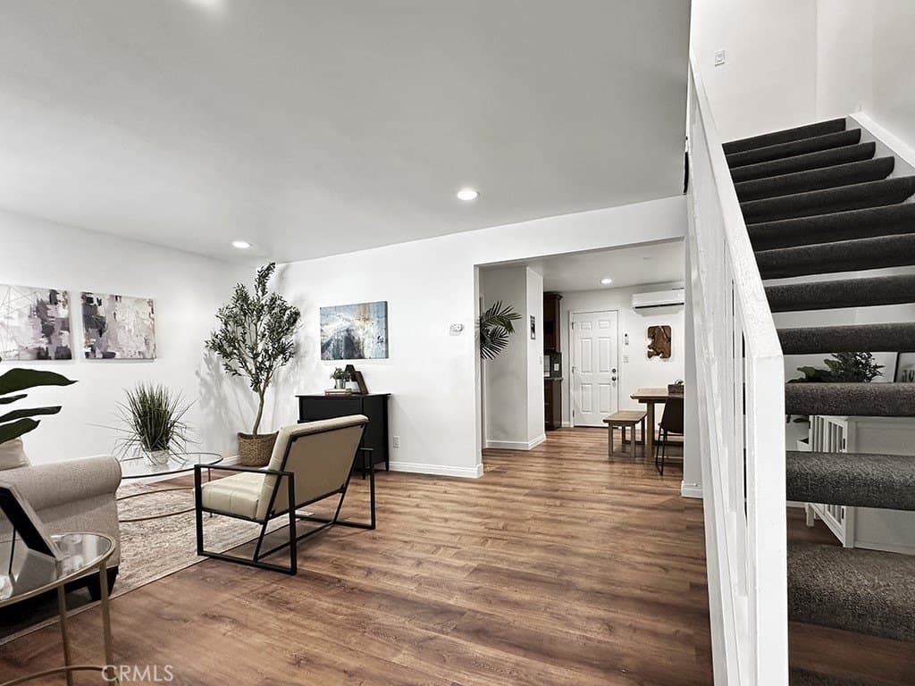 1144 Stanley Ave, Long Beach