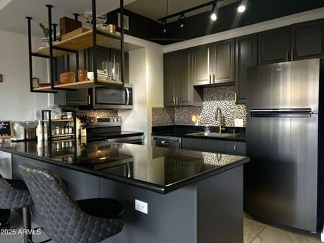 4750 N Central Ave Unit 1N