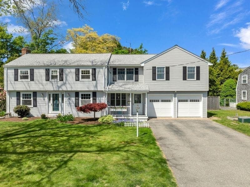 6 Driftwood Dr, Barrington