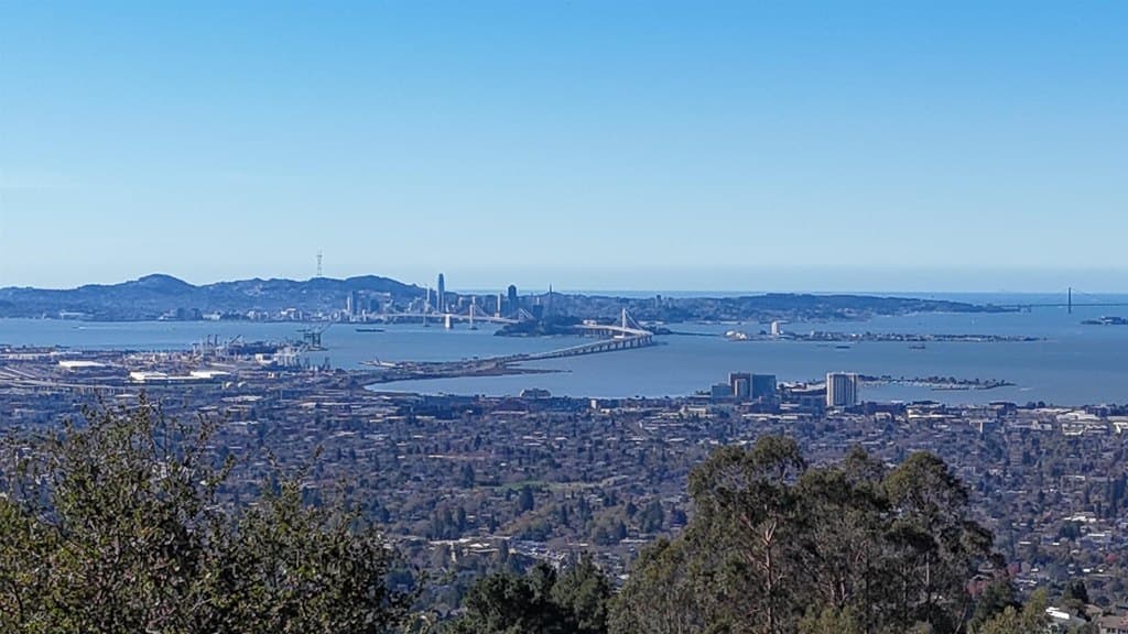 142 Gravatt Dr, Berkeley