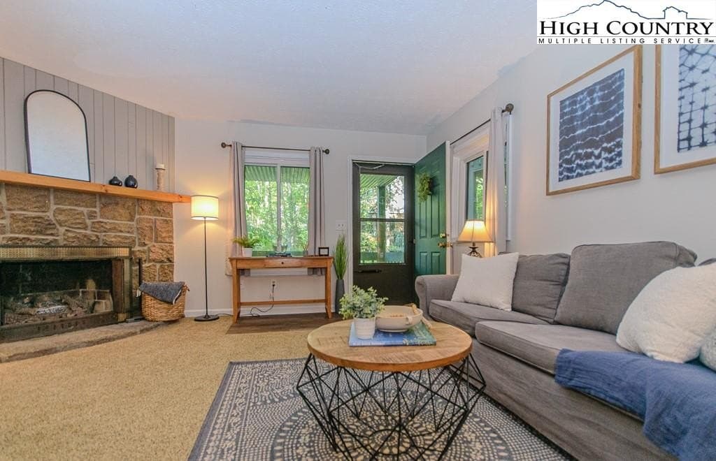 144 S Slope Loop Unit 1, Banner Elk