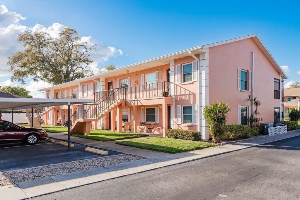 2250 Druid Rd E Unit 905, Clearwater