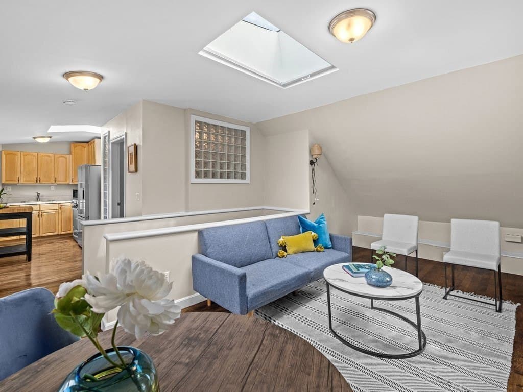 47R Jamaica St Apt 3