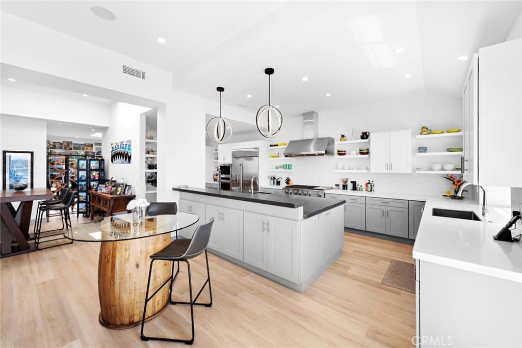 17 Monaco Unit 12, Newport Beach