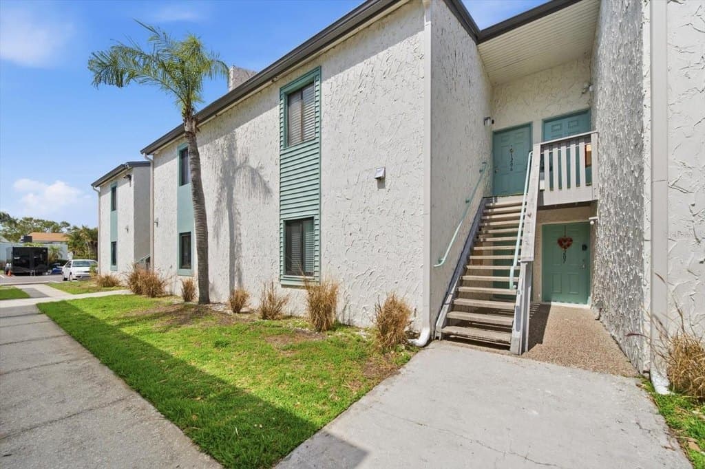 11566 7th Ln N Apt 1208, Saint Petersburg