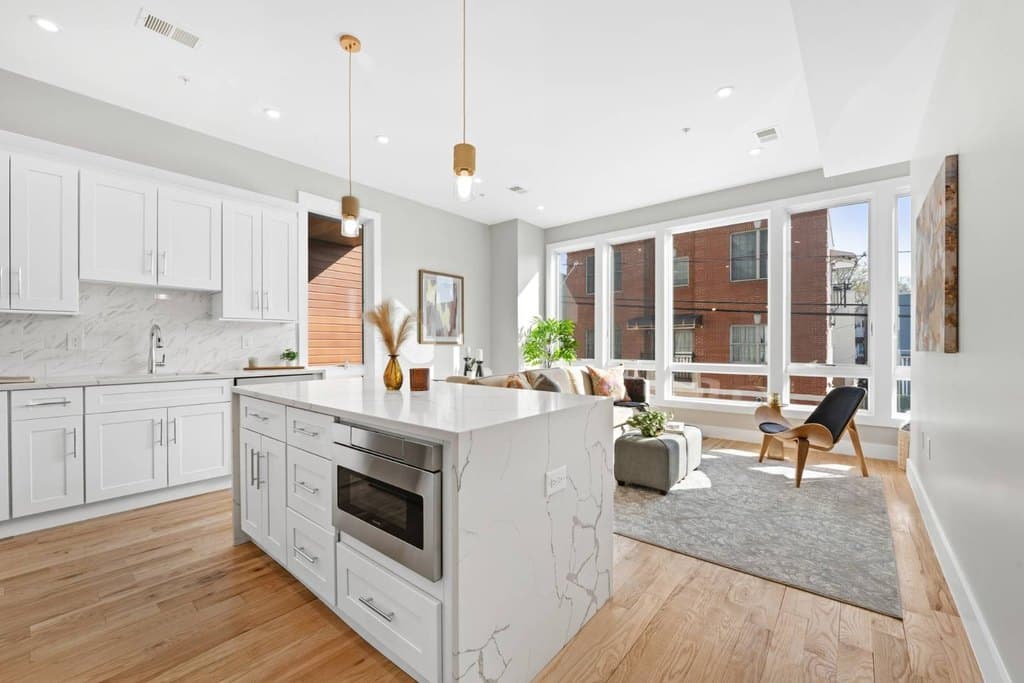 126 DE Kalb Ave Unit 2, Jersey City