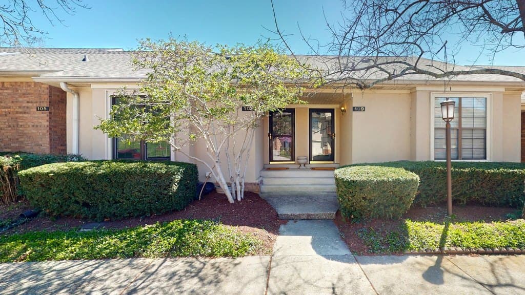 107 Villa View Ct, Brentwood