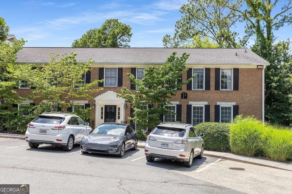 1101 Collier Rd NW Unit P2