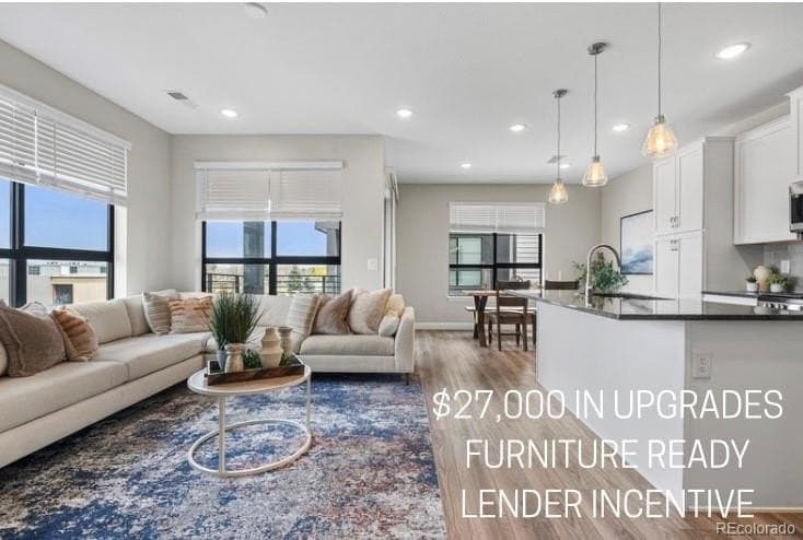 2014 S Holly St Unit 4, Denver