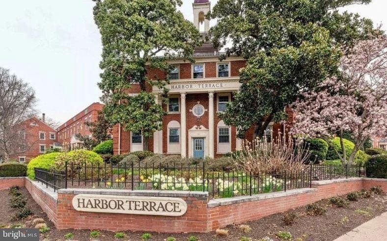 607 Bashford Ln E Unit 3, Alexandria