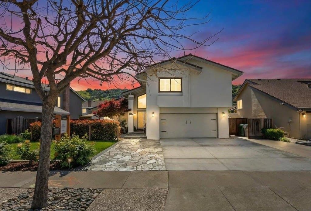 616 Brenda Lee Dr, San Jose