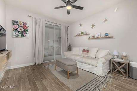 2929 W Yorkshire Dr Unit 1085