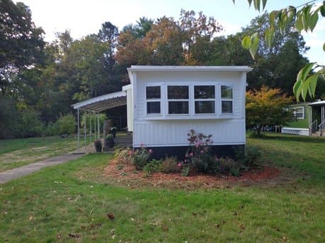 6 Deer Hill Ln